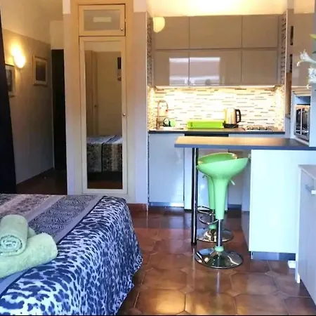 Sunny In Cristianos Lägenhet